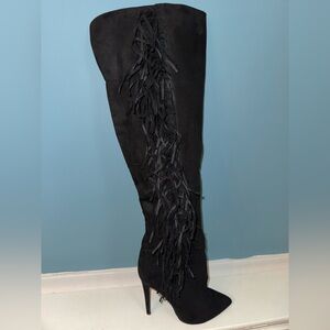 Pretty Girl Black Fringe Boot’s